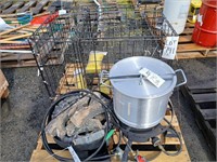 3 crab pots,propane cooker & propane firepit