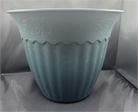 12in GREEN Plastic Vase Planter w/ Floral Pattern
