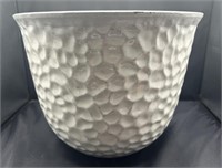 12in Honeycomb Plastic Planter WHITE