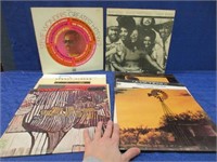 10 vinyl records: stevie wonder -the crusaders -