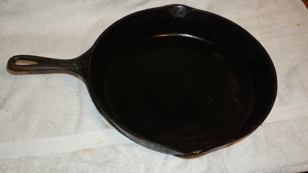 Vintage Wagon Pan Cast Iron