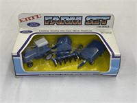 ERTL Ford Farm Set