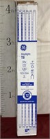 NIB GE Fluorescent Bulbs Daylight