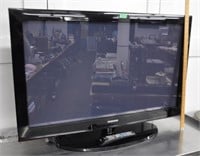 Samsung 42" plasma TV w/remote, tested