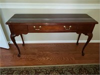 Nice Thomasville Queen Anne Sofa Table