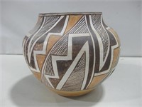 8.25" Acoma Pueblo Pottery Olla Unsigned See Info
