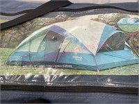 Grizzly Den 8-man dome tent in bag 10x12