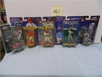 5 Starting Lineup Figures