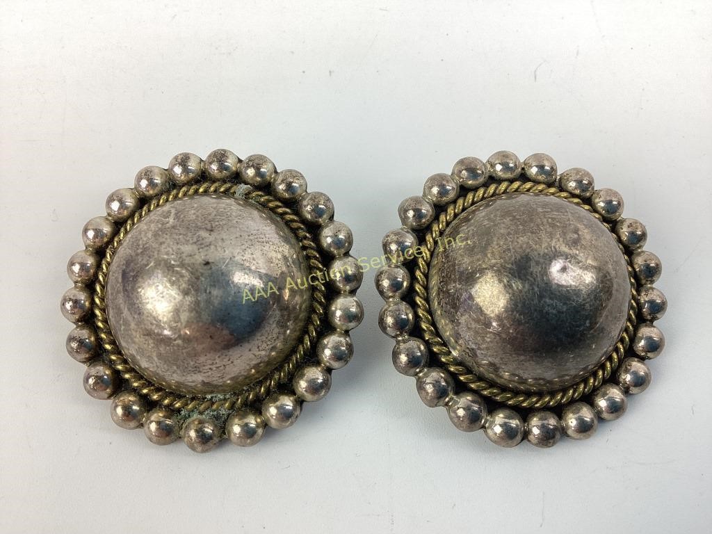Pair Mexican sterling earrings 31 grams