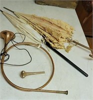 Horn, 2 parasols, & cane top