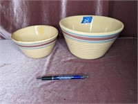 WATT Pottery Nesting Stoneware Bowls