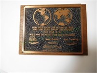 Unique Apollo 11 lunar plaque commemorative!