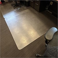 6' X 6' VINYL CHAIR MAT