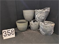 5 Composition 12.2" Gray Planters