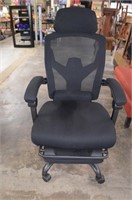 Rolling Chair With Pull Out Foot Stool, Like New