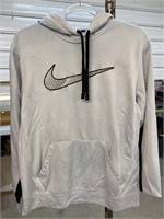 Nike hoodie size medium