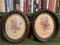 2 Oval Frames Botanical Prints