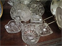 Seven pieces glassware, mostly cut, including