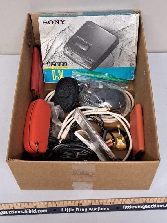 Tech+ Box-Vintage SONY Discman in Box