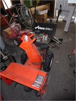 Ariens ST824 snowblower (has been stored w/o gas -