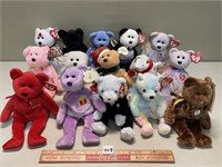 MOST TAGED TY BEANIE BABYS GREAT LOT