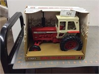 Ertl Farmall 856 w/custom cab, 1997 IH Collectors'