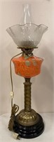 ANTIQUE VICTORIAN OIL LAMP W/END OF DAY FONT