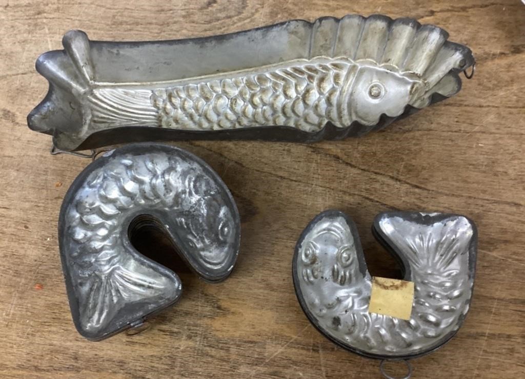 Metal fish molds