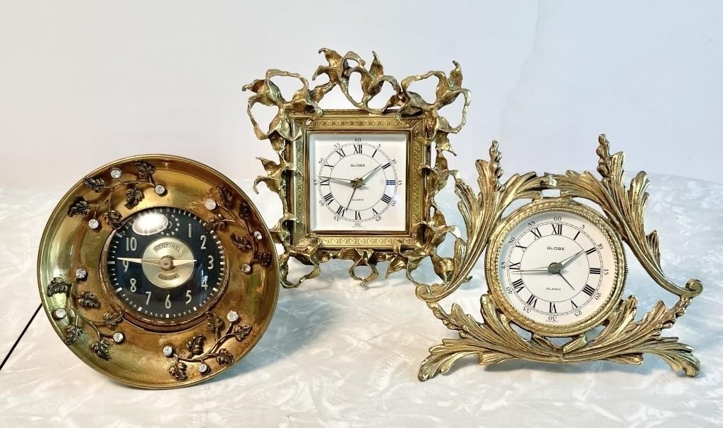 3 vintage alarm clocks