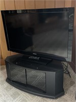 Hitachi TV 40” with Remote and Stand