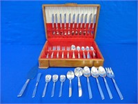 Canteen Of Community Plate Flatware " South Seas "