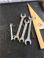 Collection of wrenches