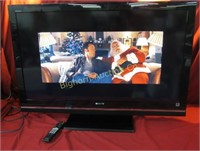 Sony LCD 46" Flat Screen TV w/ Remote