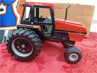 2594  international tractor