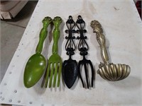 Lot of of Giant Decorative utensils