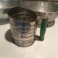 Vtg Bromwell Sifter, Bromco Grater, Colanders