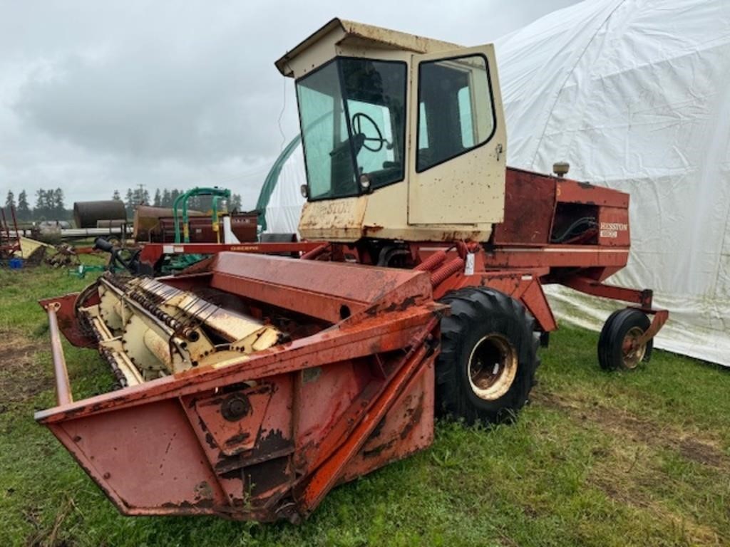 Hesson 6600 Swather,Self-propelled,gas,140HP