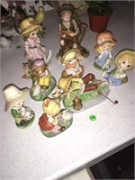 9 figurines