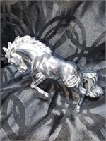 White Trucks Horse Emblem Metal