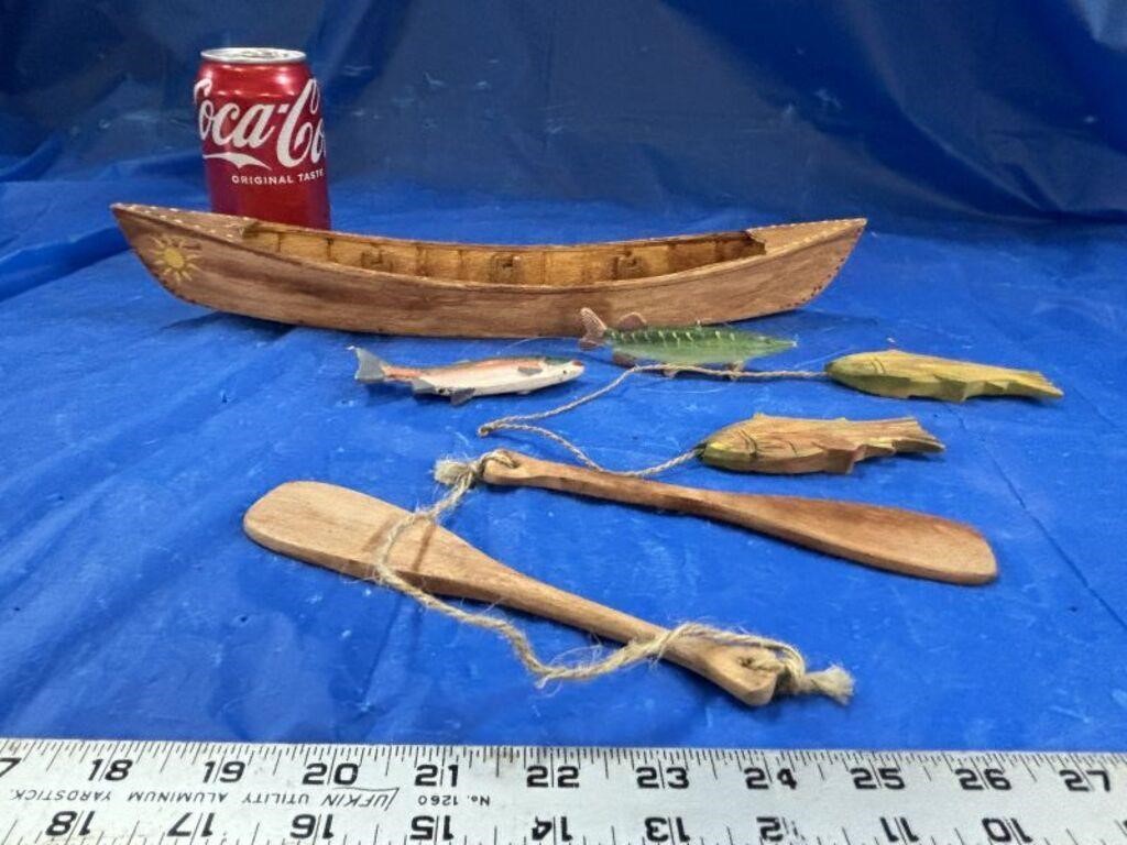 WW! Wooden Canoe w/Fish & Paddles for Decor