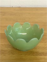 Vintage Jadeite Lotus Bowl Dessert bowl