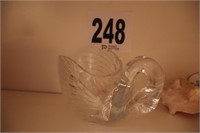 Glass Swan Decor (Rm 7)