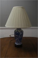 Blue & White Ceramic Urn Lamp w/ Wood Base & Top