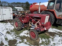 Farmall 140 Gas Tractor