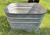 Vintage Square Galvanized Wash Tub