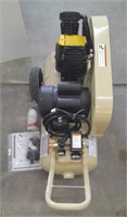 (ZZ) Ingersoll Rand Compact Compressor. 115 Volts