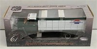 1975 Chevy C65 Grain Truck Green Box 1/16 NIB