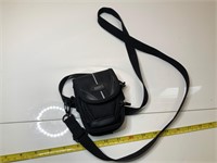 Roots camera bag