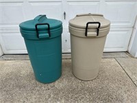 2 Rubbermaid Outdoor Trash Cans