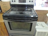 Frigidaire Electric Glass Top Stove